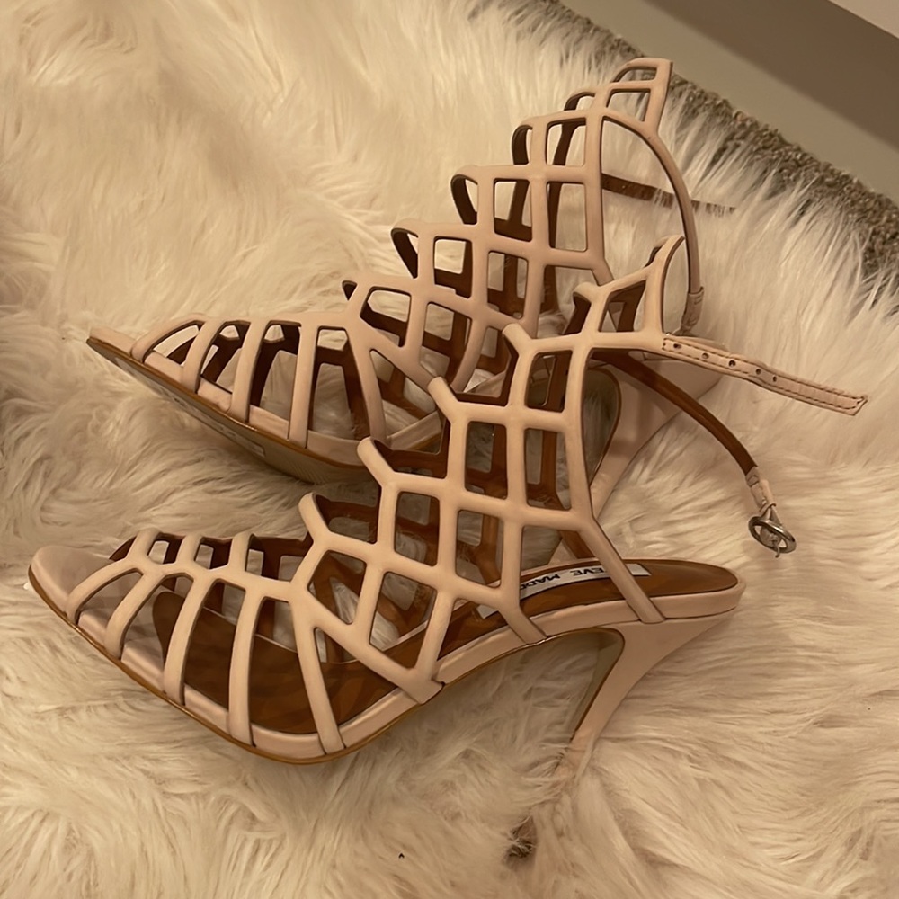 Steve Madden Nude nubuck heels 7.5 - Picture 2 of 8